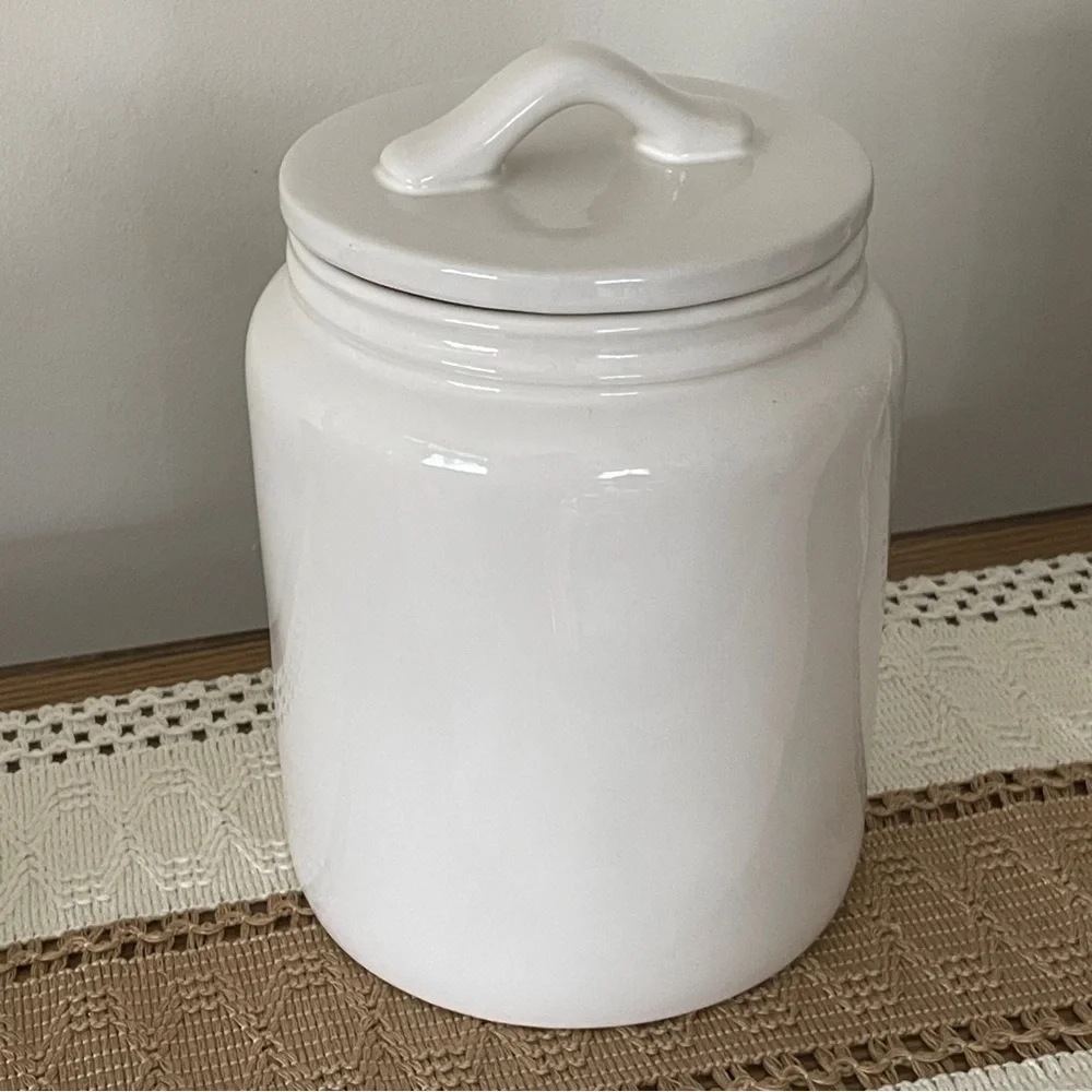 Rae Dunn White and Red Food Storage Canister HO HO HO Holiday